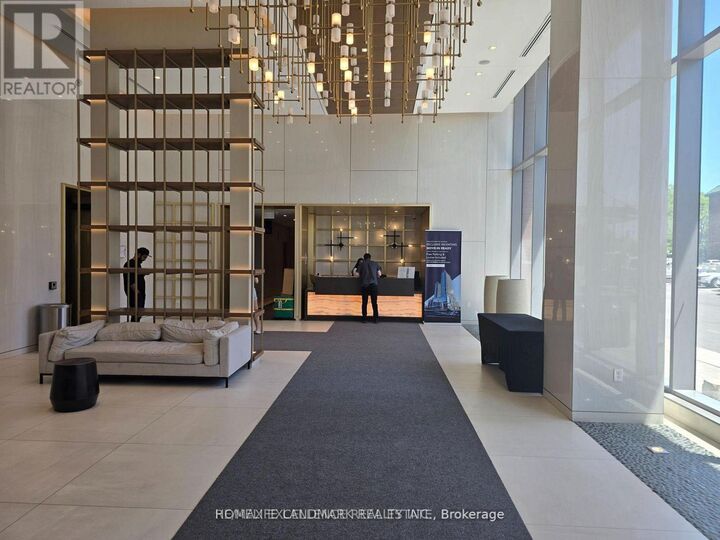Property Photo:  8 Olympic Garden Drive S309  ON M2M 0B9 