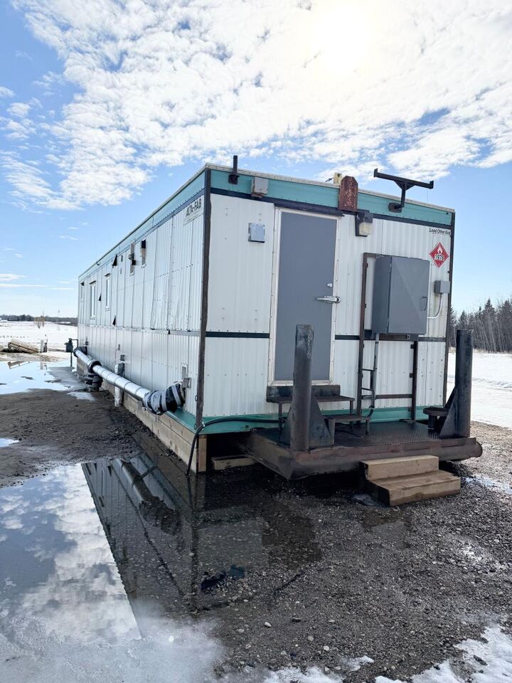 Property Photo:  56513 Range Road 222  AB T8L 5B1 