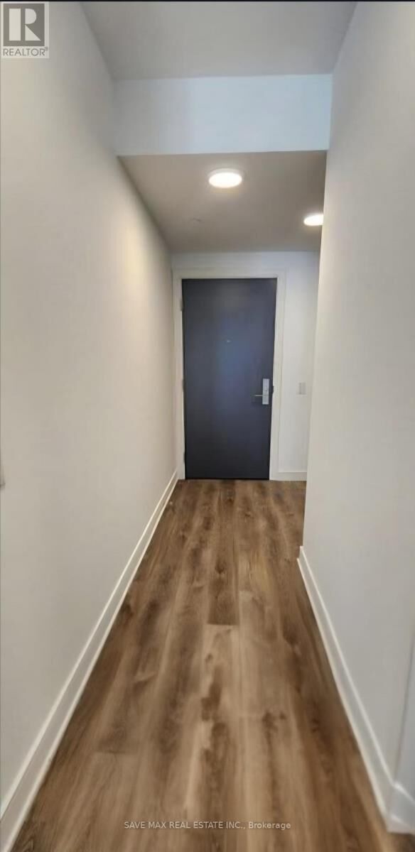 Property Photo:  86 Dundas Street East 514  ON L5A 1W4 
