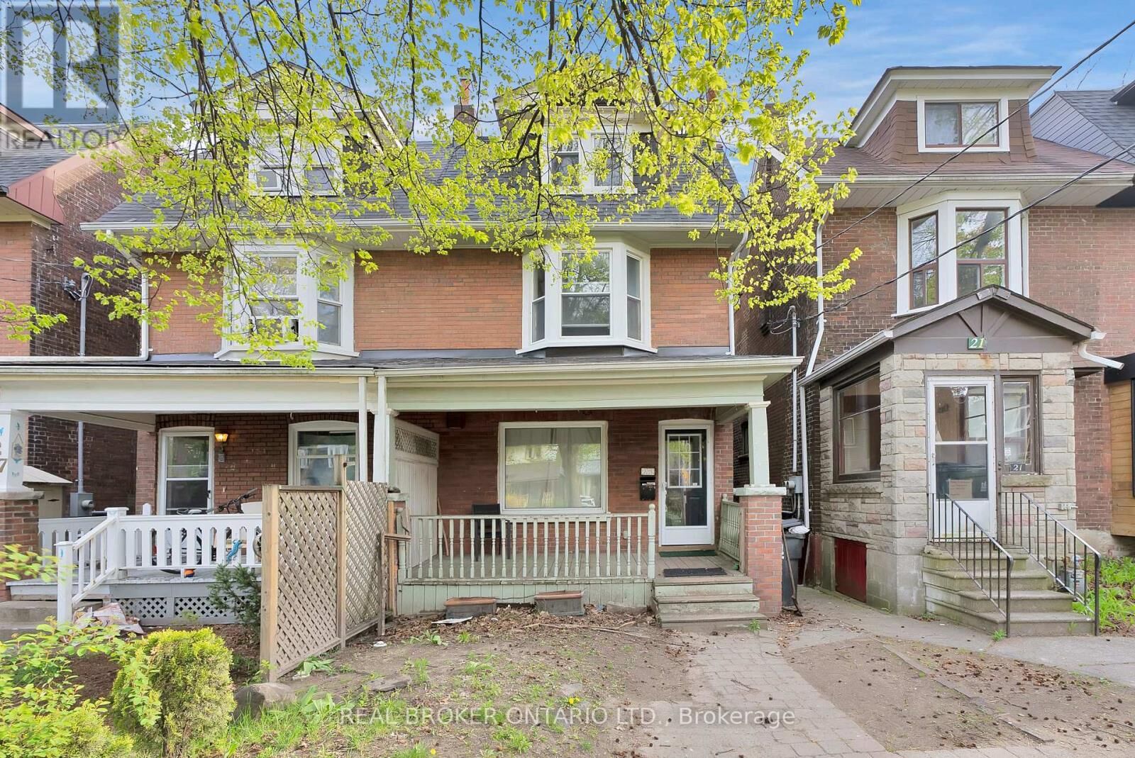 Property Photo:  25 Dixon Avenue Main  ON M4L 1N2 