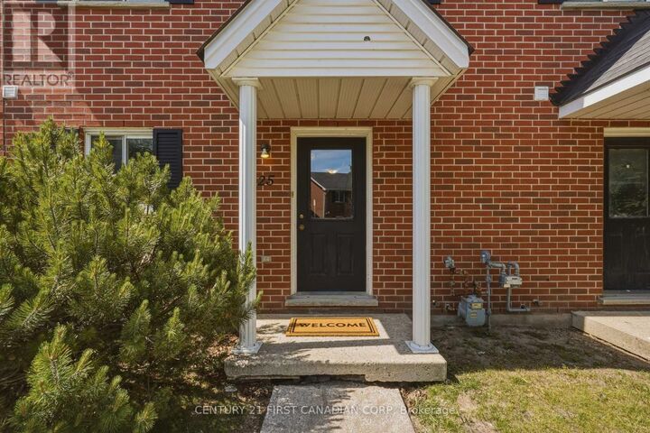 Property Photo:  190 Fleming Drive 25  ON N5V 5B8 