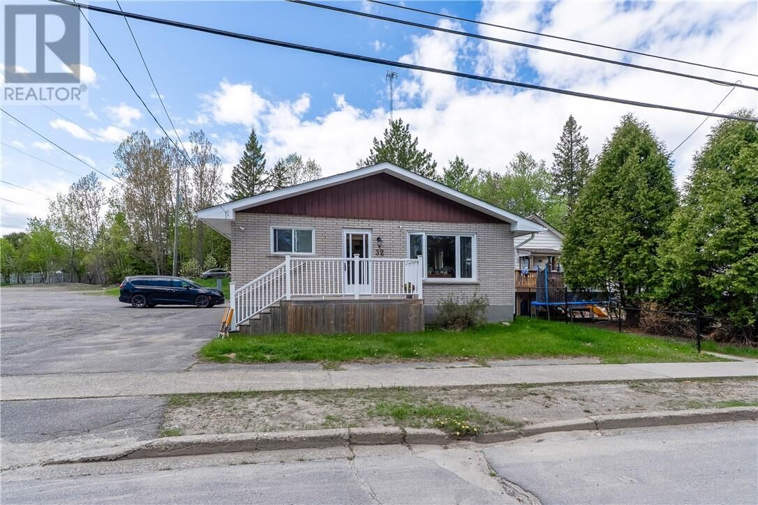 Property Photo:  32 Edward Avenue  ON P0M 1M0 
