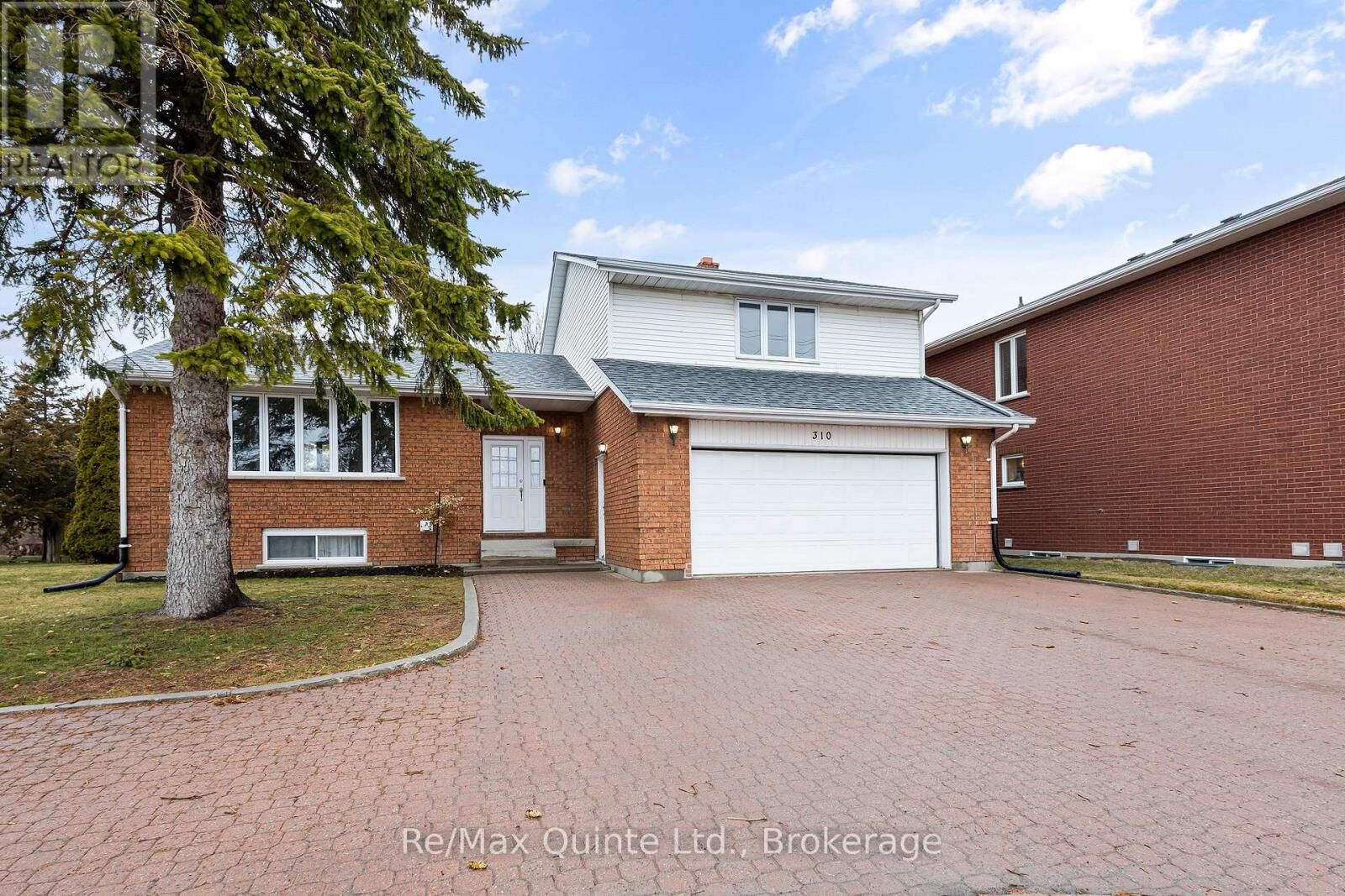 Property Photo:  310 Bridge Street West  ON K8N 4Z2 