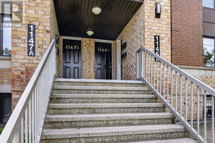 Property Photo:  1145 Longfields Drive B  ON K2J 5R5 