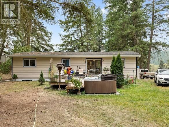 Photo de la propriété: 2429 Salmon River Road BC V1E 4M1