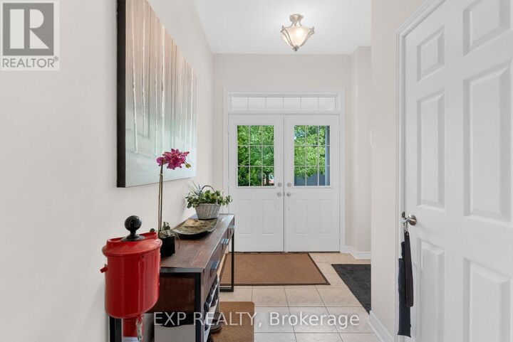 Property Photo:  450 Worthington Avenue 24  ON L4E 0E5 