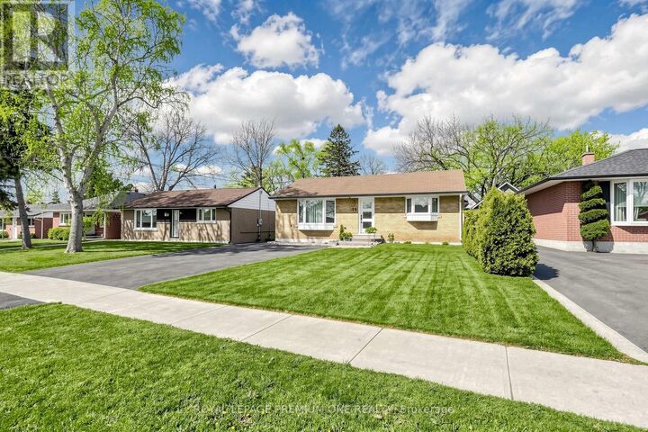 Property Photo:  72 Thornton Avenue  ON L3Z 1N4 