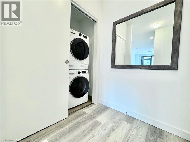 Property Photo:  1438 Highland Road West 111  ON N2N 0C8 