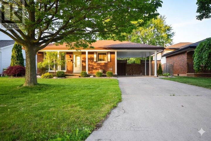 Property Photo:  1290 Janisse Drive  ON N8S 2W3 