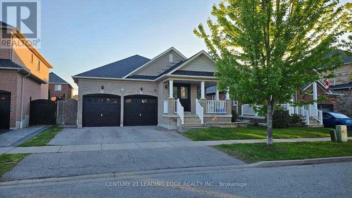 Property Photo:  29 Pardon Avenue  ON L1P 1V1 