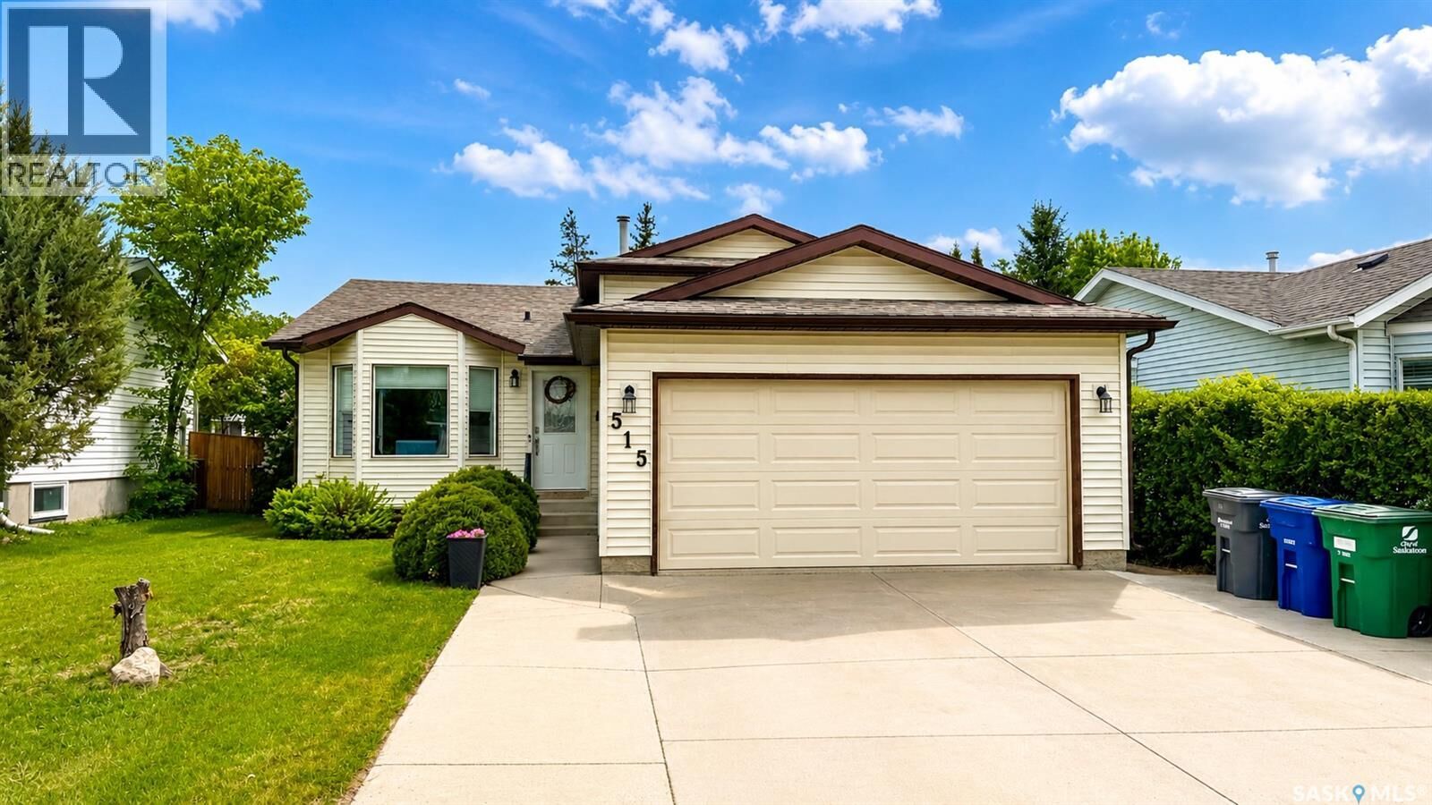 Property Photo:  515 Nemeiben Road  SK S7J 5G6 