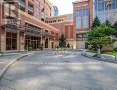 Property Photo:  4080 Living Arts Drive 2711  ON L5B 4N3 