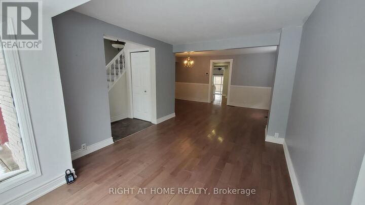 Photo de la propriété:  133 Letitia Street  ON L4N 1P4 
