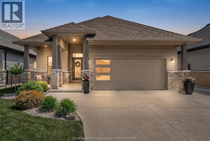 Property Photo:  15 Nightfall Court  ON N7L 0C3 