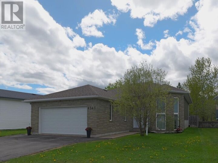 Property Photo:  4343 Chateau Crescent  ON P3P 1Y6 