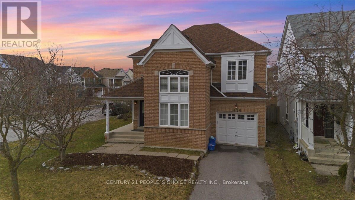 Property Photo:  1456 Lyncroft Crescent  ON L1K 2P4 