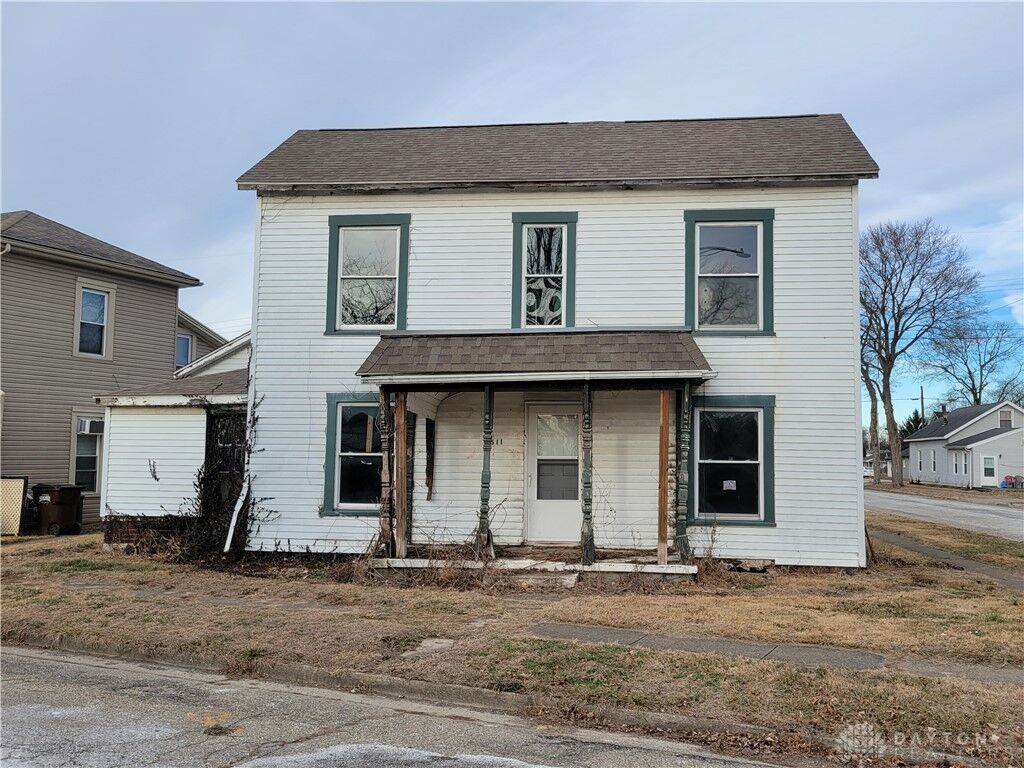 Property Photo: 511 Center Street OH 45385