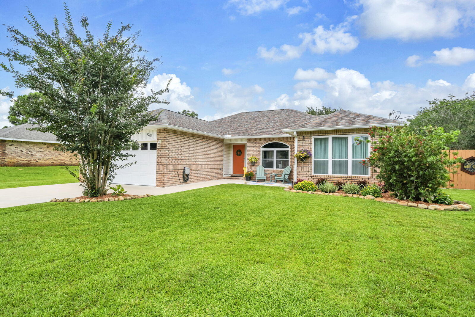 Property Photo: 7216 Manatee Street FL 32566