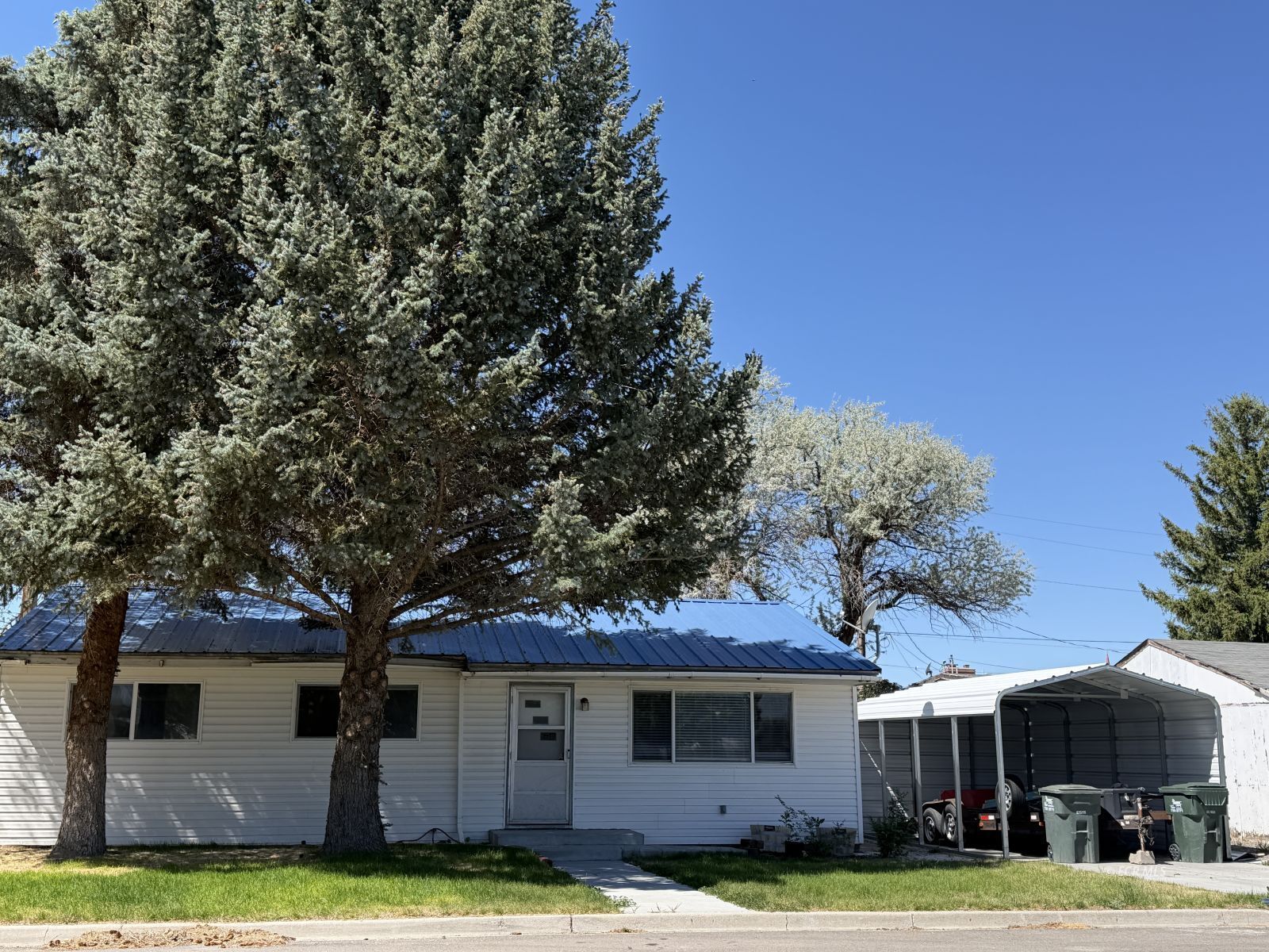 Property Photo:  328 Baker Street  NV 89835 