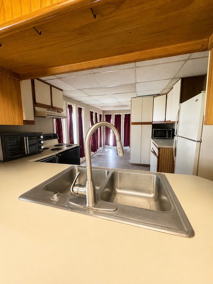 Property Photo:  353 Little Creek  KY 41501 