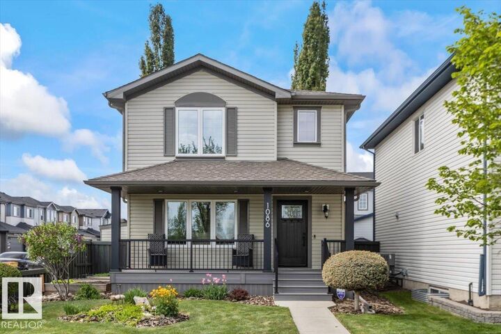 Property Photo:  1086 Grantham Drive NW  AB T5T 0W2 
