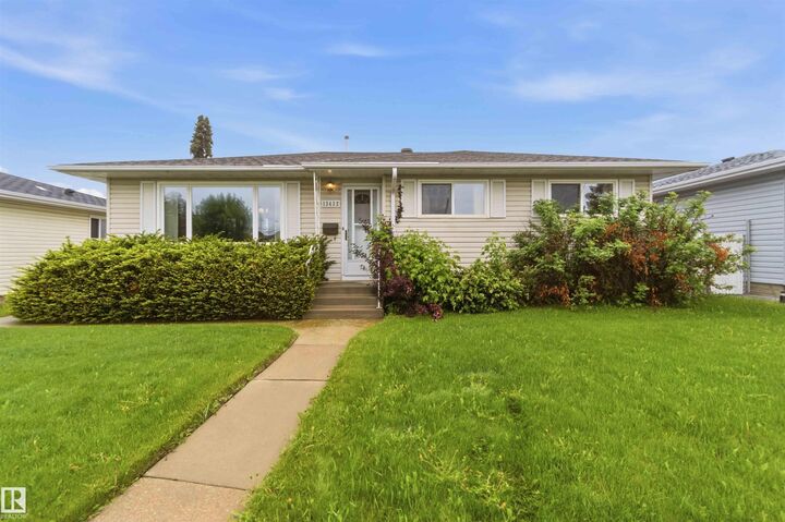 Property Photo:  13432 Delwood Road NW  AB T5C 3B8 