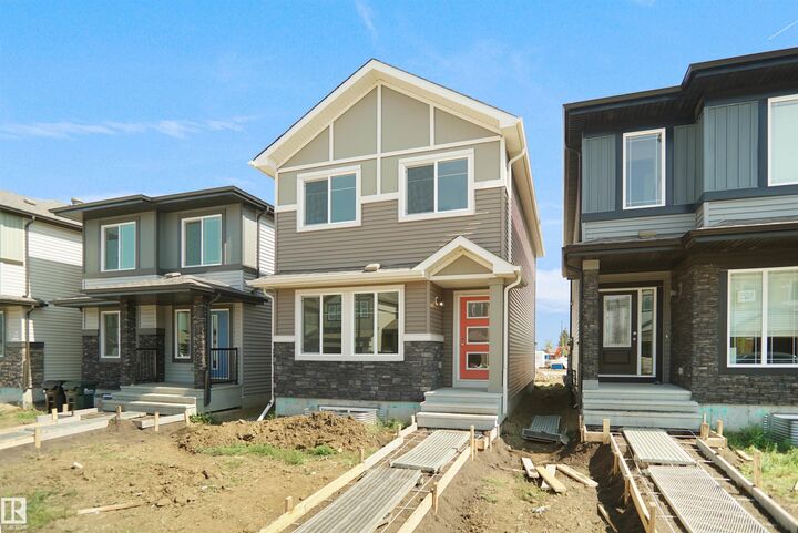 18843 29 Avenue NW — photo 1