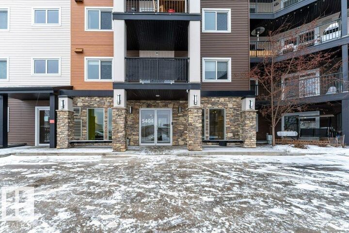 Photo de la propriété:  5404 7 Avenue SW 116  AB T6X 2K4 