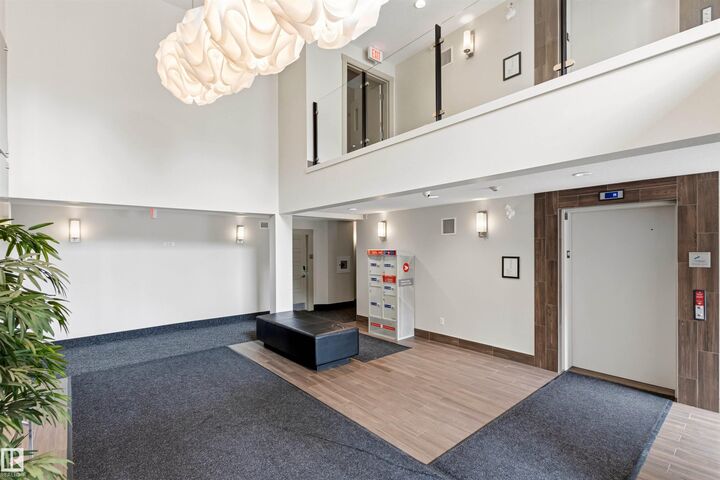 Property Photo:  5510 Schonsee Drive NW 302  AB T5Z 0N9 
