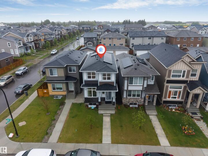 Property Photo:  3607 6 Avenue SW  AB T6X 1A5 
