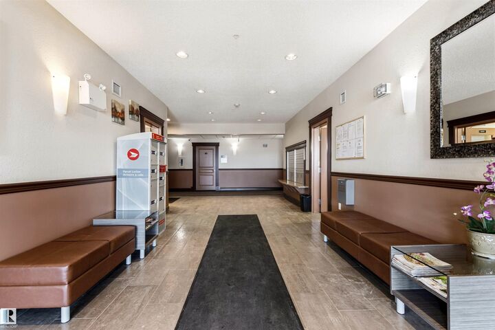 Property Photo:  4 Augustine Crescent 2302  AB T8H 0X8 