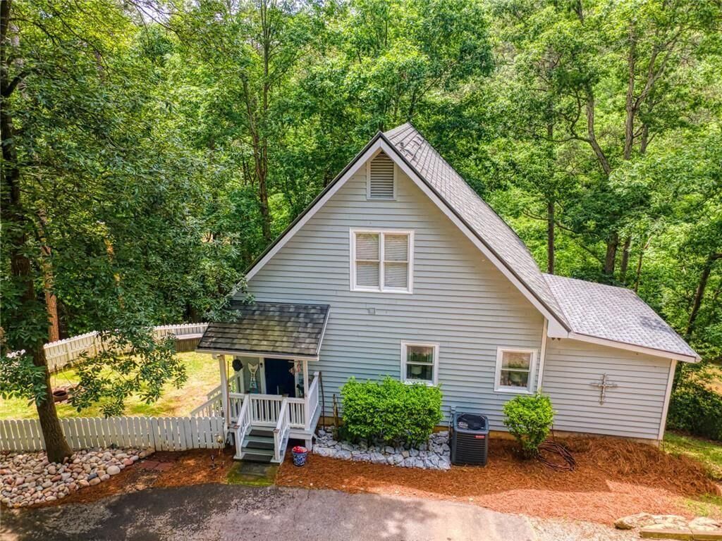 Property Photo: 190 Raintree Court GA 30535