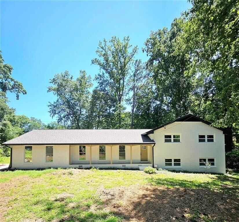 Property Photo:  1921 Caribaea Trail SE  GA 30316 