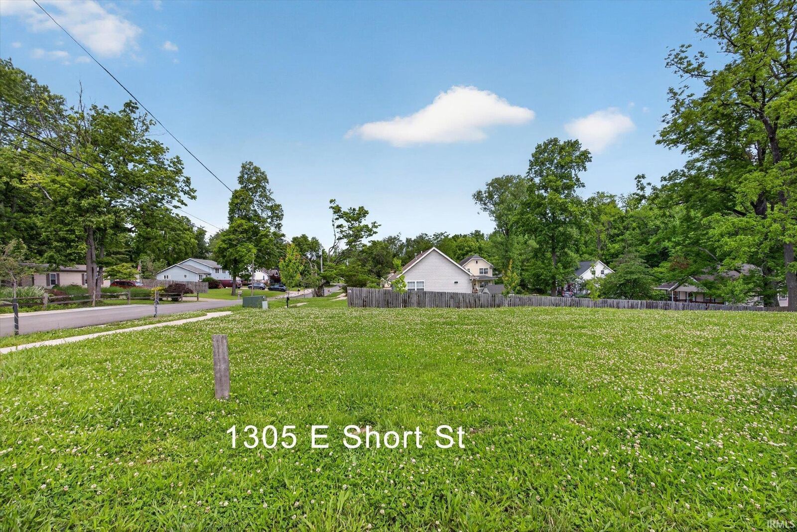 Property Photo:  1305 E Short Street  IN 47401 