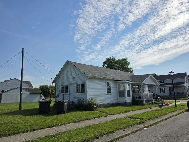 Property Photo: 1332 Harmar Street IN 46803-1140
