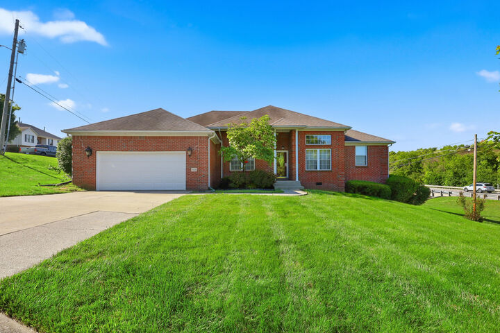 Property Photo:  500 Paso Fino Drive  KY 40475 