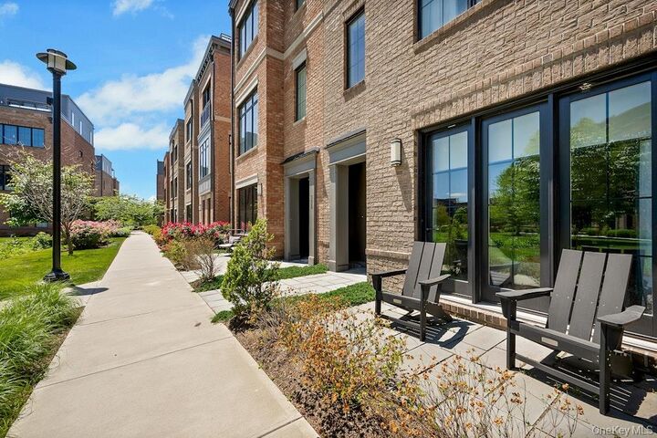 Property Photo:  324 Horseman Boulevard  NY 10591 