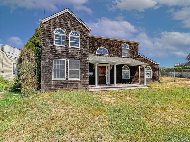 Property Photo:  187 Sequams Lane Center  NY 11795 