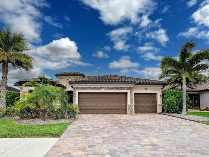 Property Photo:  20745 Granlago Drive  FL 34293 