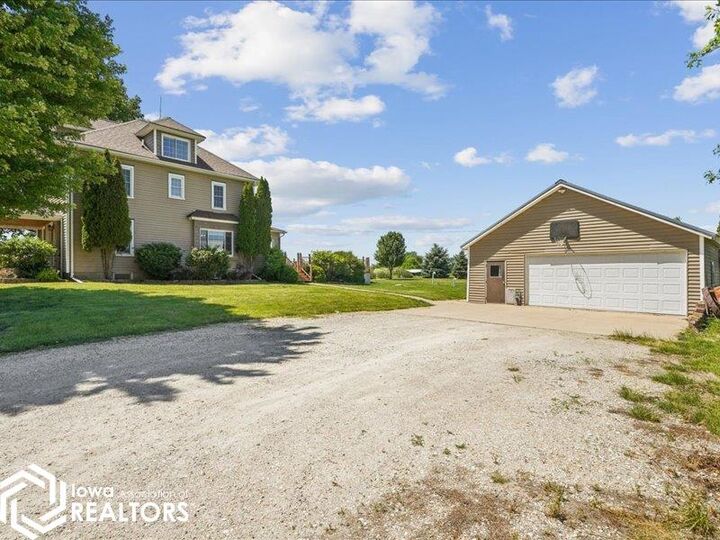 Property Photo:  15185 Iowa City Road  IA 52601 