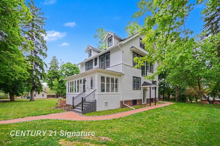 Property Photo:  24025 Drake Road  MI 48335 