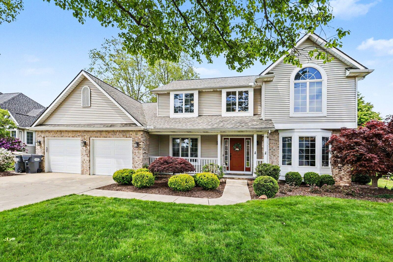 Property Photo: 1425 Old Farm Lane MI 49085