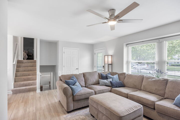 Property Photo:  1513 Ronzheimer Avenue  IL 60174 