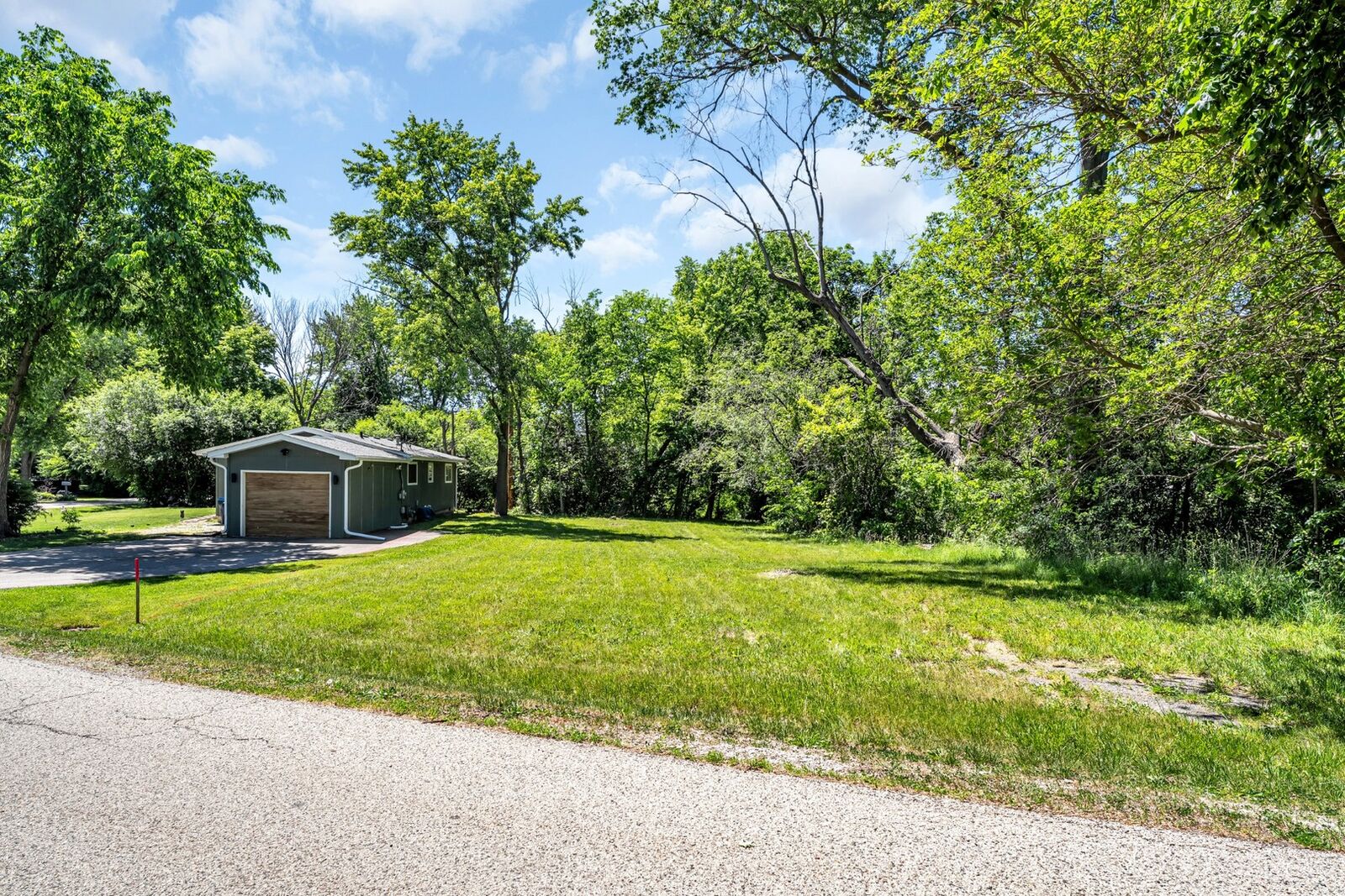 Property Photo: 25410 W Arcade Drive IL 60046