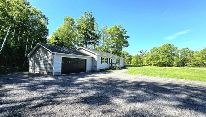 Property Photo:  6 Nickerson Road  ME 04363 