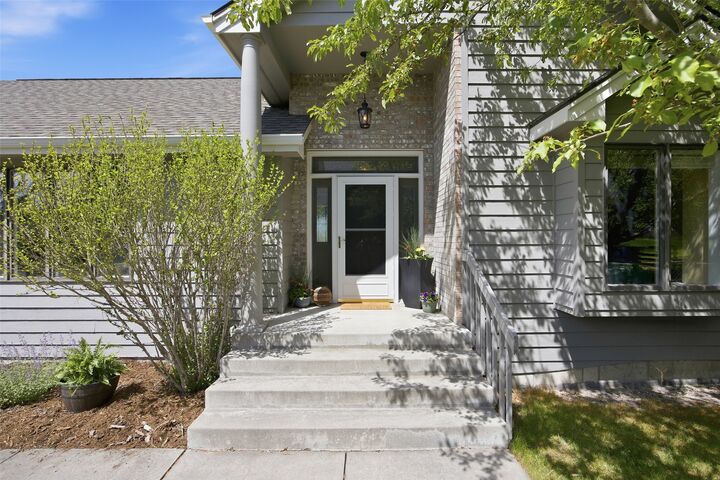 Property Photo:  2520 Sunridge Court  MT 59803 