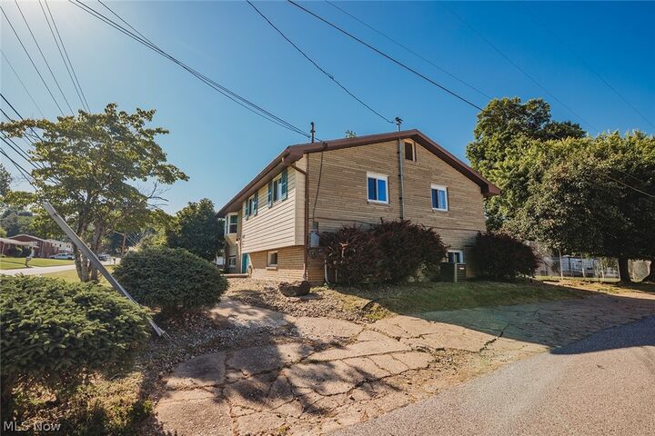Property Photo:  1700 28th Street  WV 26105 