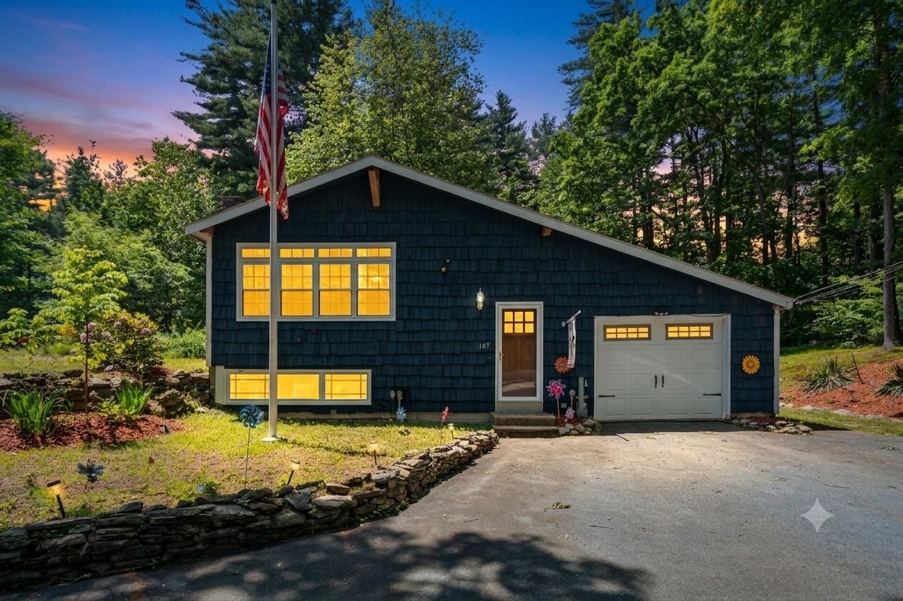 Property Photo:  167 Turkey Hill Road  NH 03054 