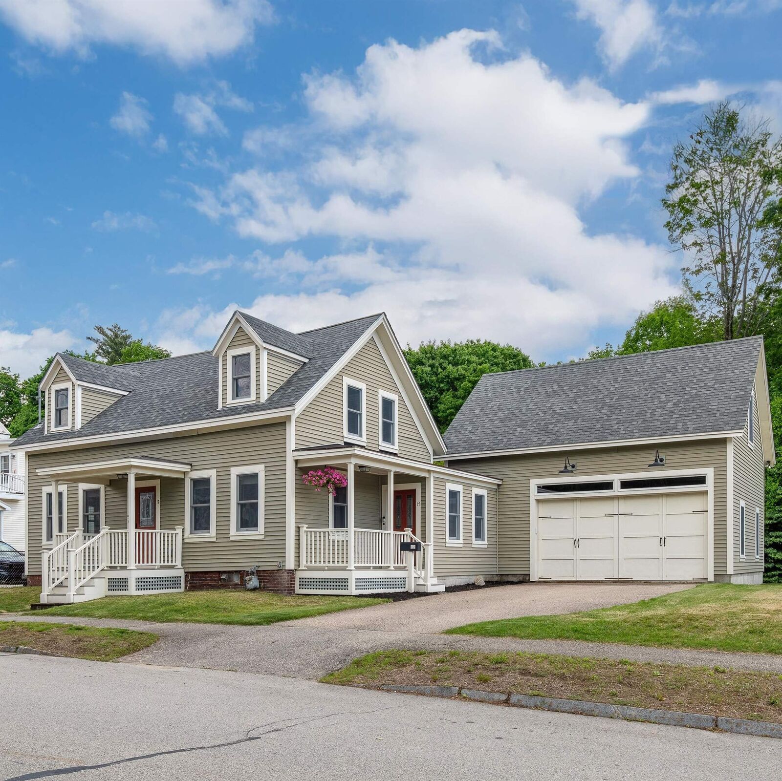 Property Photo:  17 Rogers Street  NH 03820 