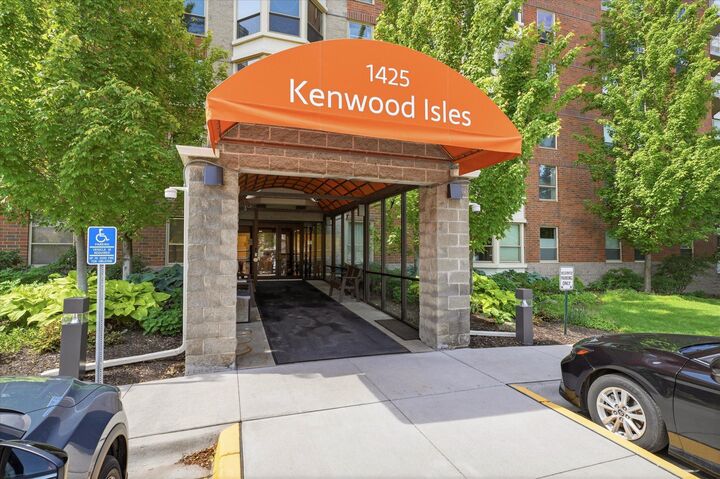 Property Photo:  1425 W 28th Street 322  MN 55408 